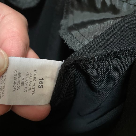 Briggs Womens Pull on With Side Zipper Fron Pockets Pants Size 16S - Picture 5 of 5